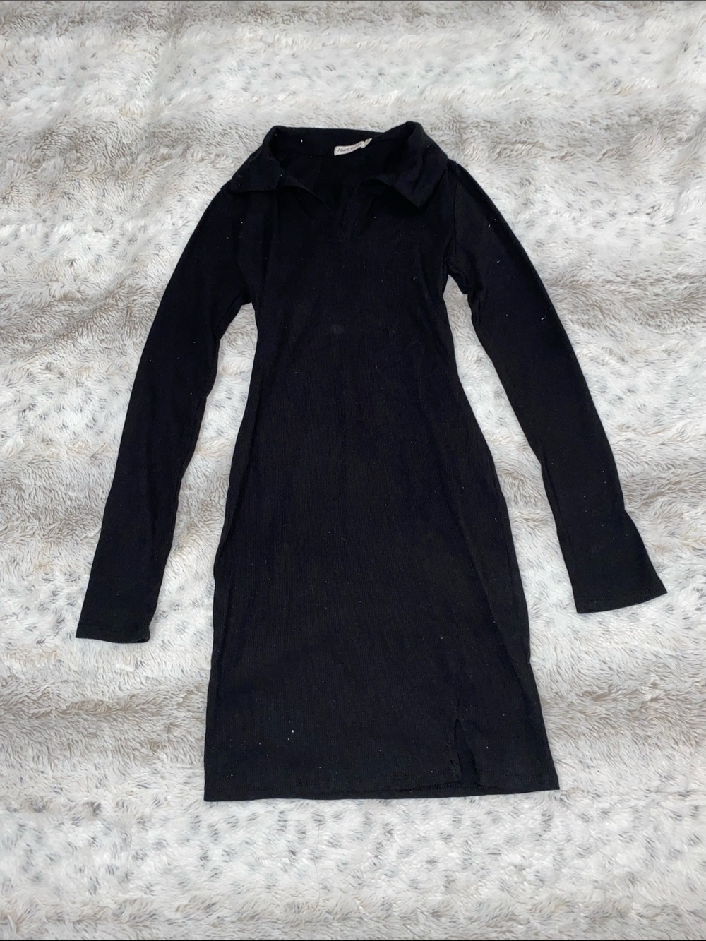 Heart & Hips Black Long-Sleeve Collared Bodycon Dress